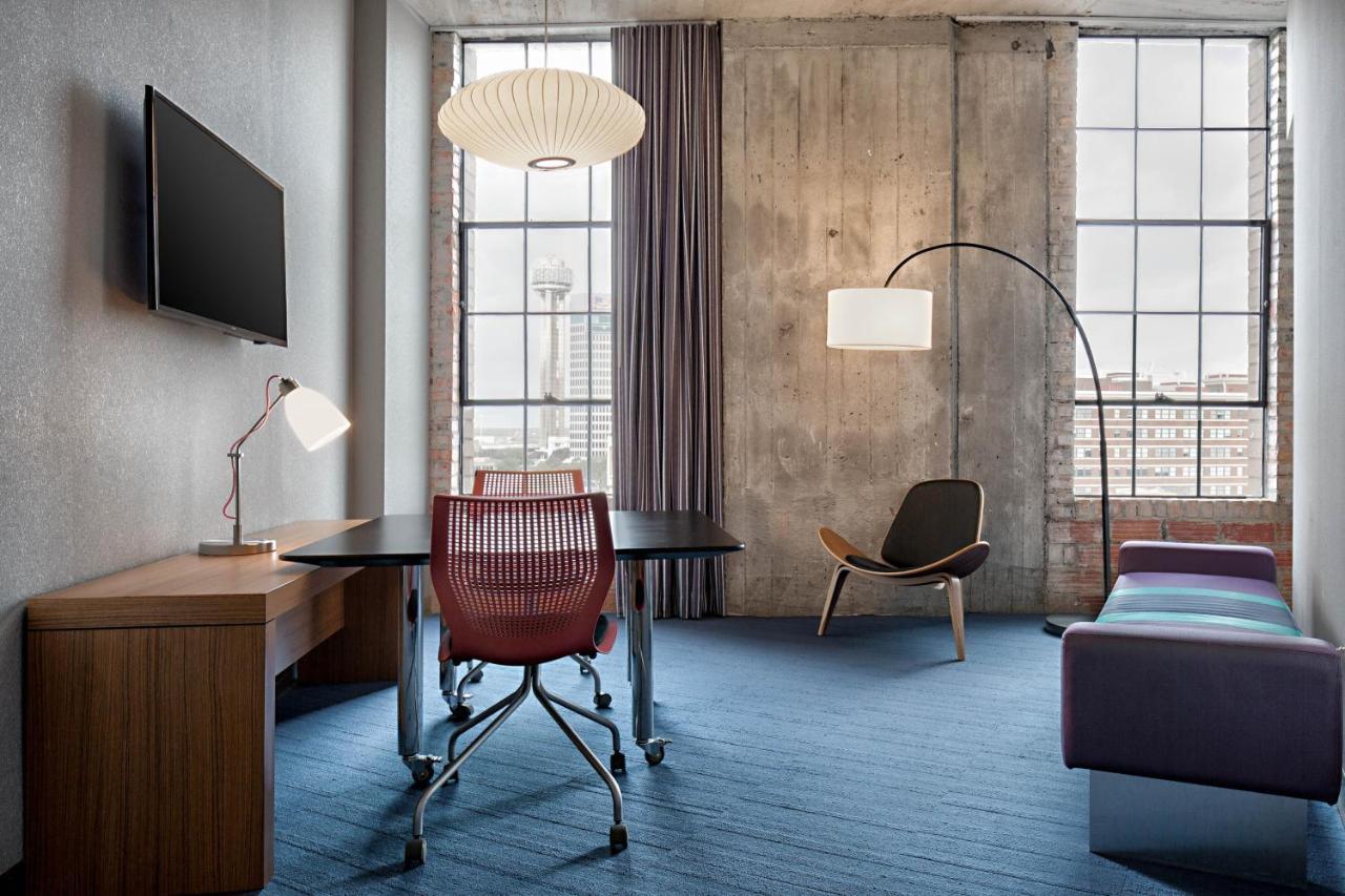 Aloft Dallas Downtown Eksteriør bilde